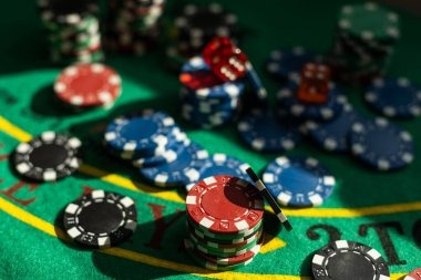 aladdin666 link platform interface showing live casino and sportsbook sections